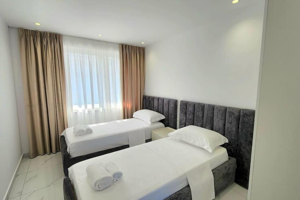 Tirana City Center Penthouse Oasis Экстерьер фото
