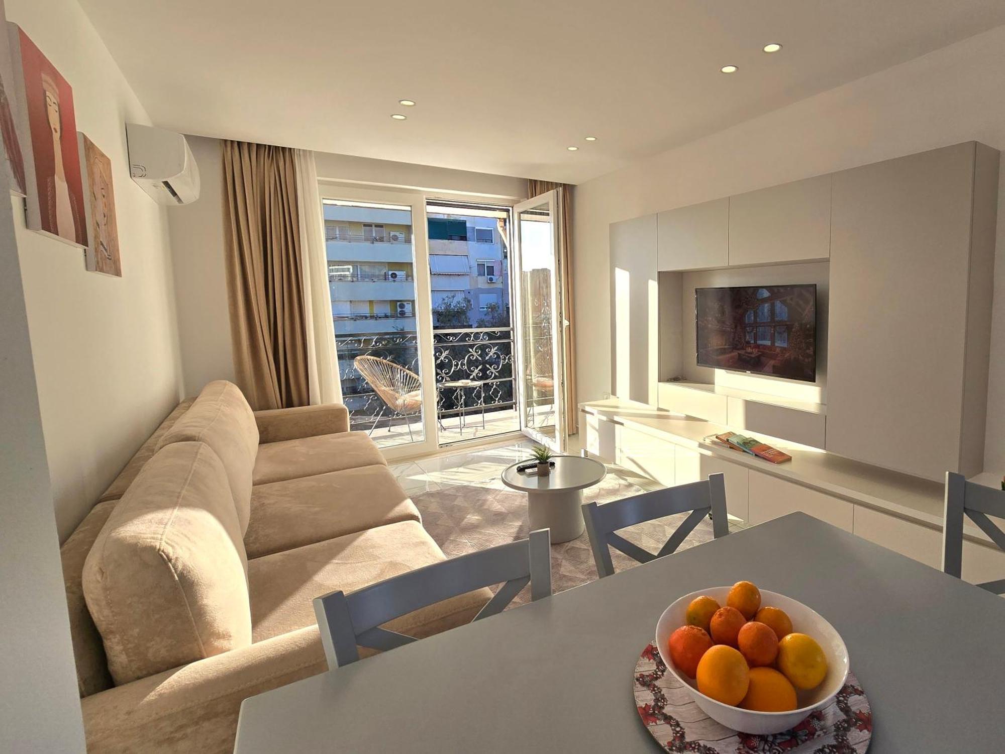 Tirana City Center Penthouse Oasis Экстерьер фото